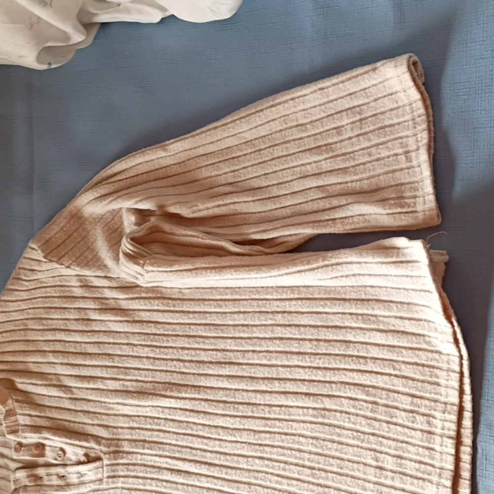 LoveBug Boutique Beige Ribbed Knit - Picture 7 of 11